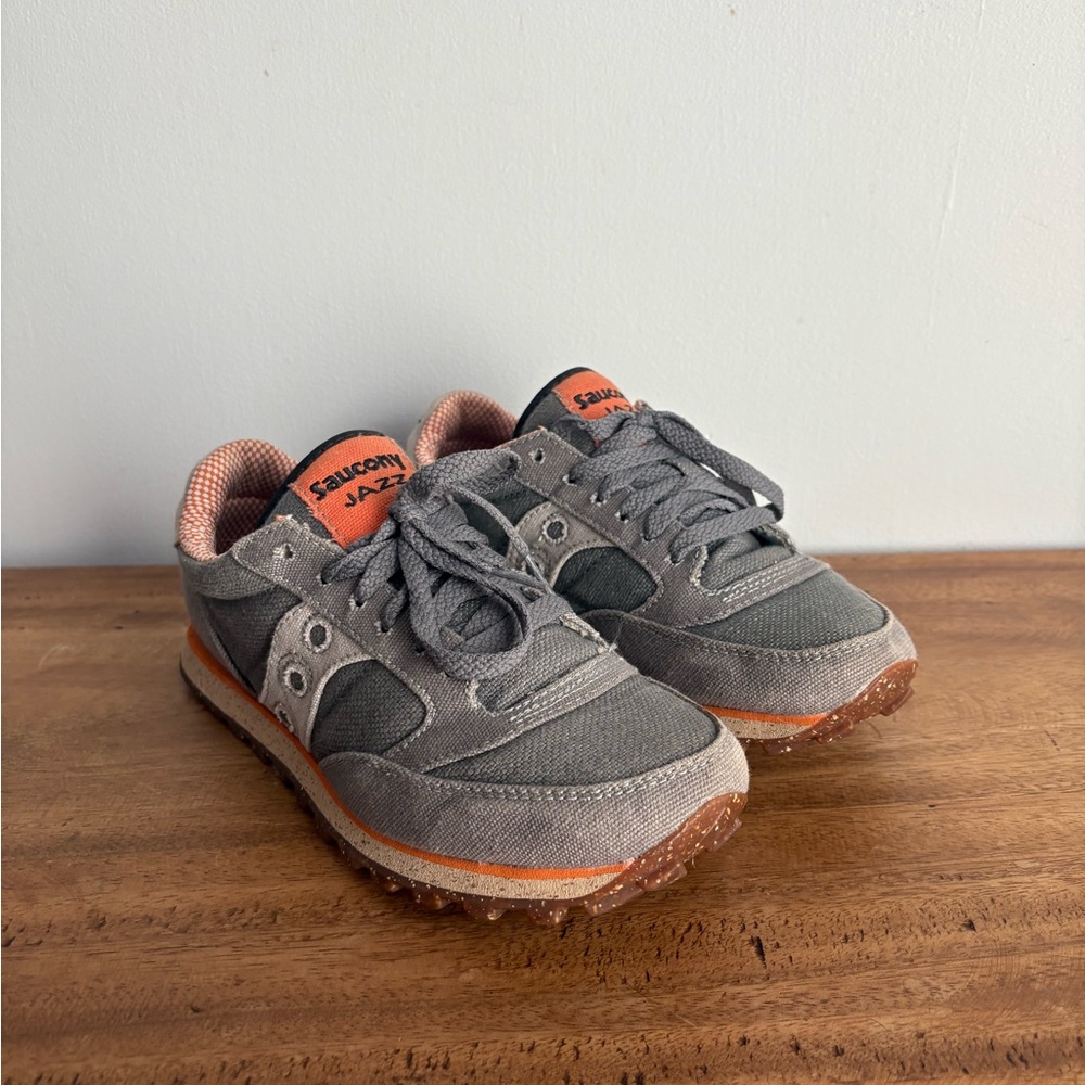Saucony Jazz Women’s Gray size 7.5